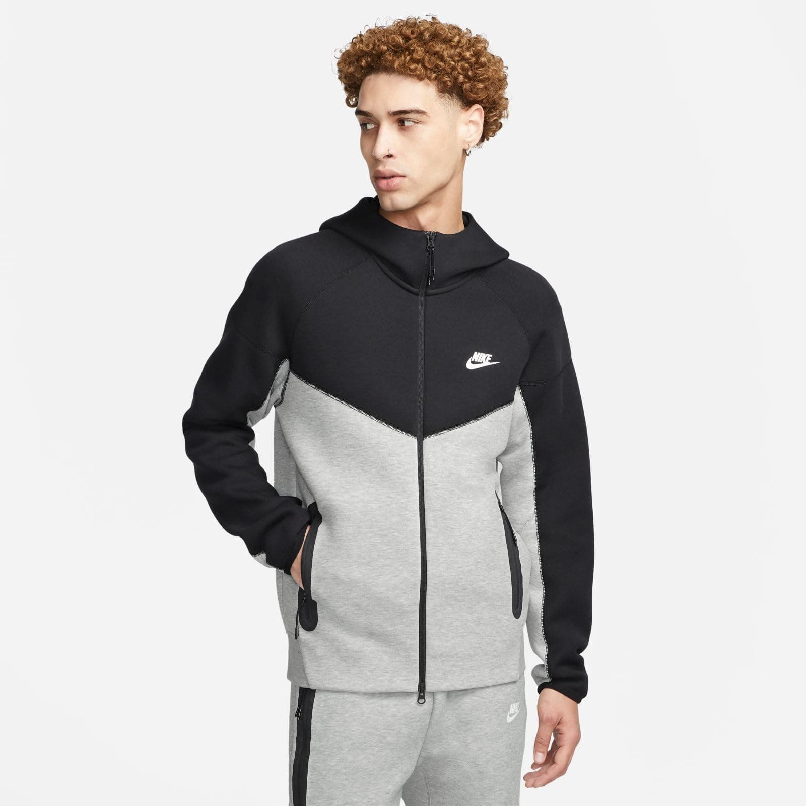 NIKE Tech Fleece Sweatshirt for Men